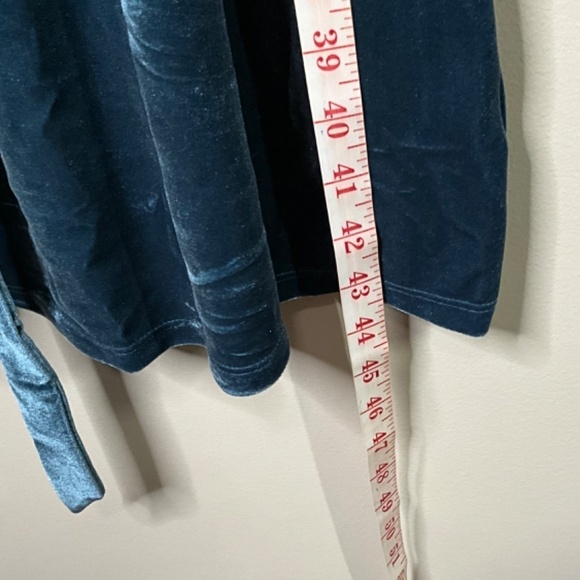 GAP Maternity Teal Blue Velvet Faux Wrap Short Sleeve Midi Dress Tie Waist Sz L - Picture 7 of 9